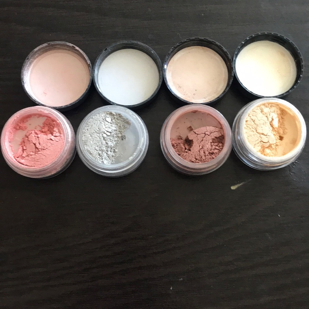 Four Bare minerals eyeshadows